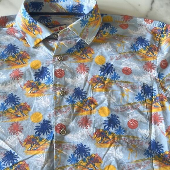Johnnie-O Hangout Short Sleeve Island Vibe Button Up Sz. M - Picture 3 of 8